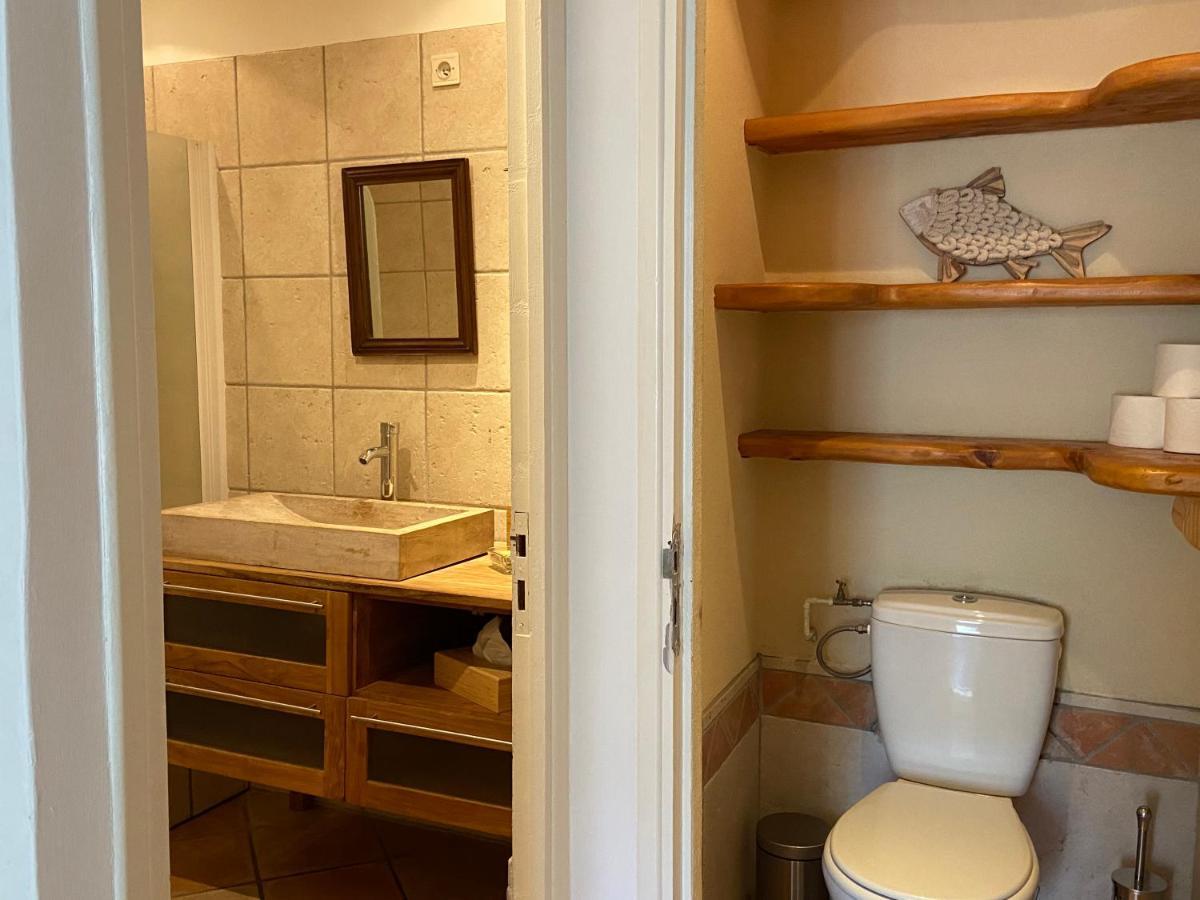 Auberge Gekko Ornaisons Exteriör bild
