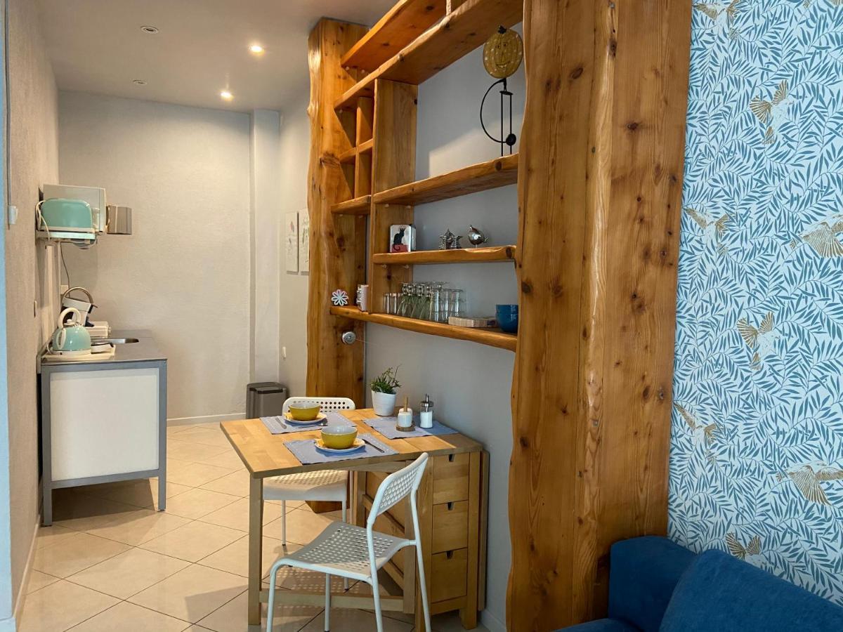 Auberge Gekko Ornaisons Exteriör bild