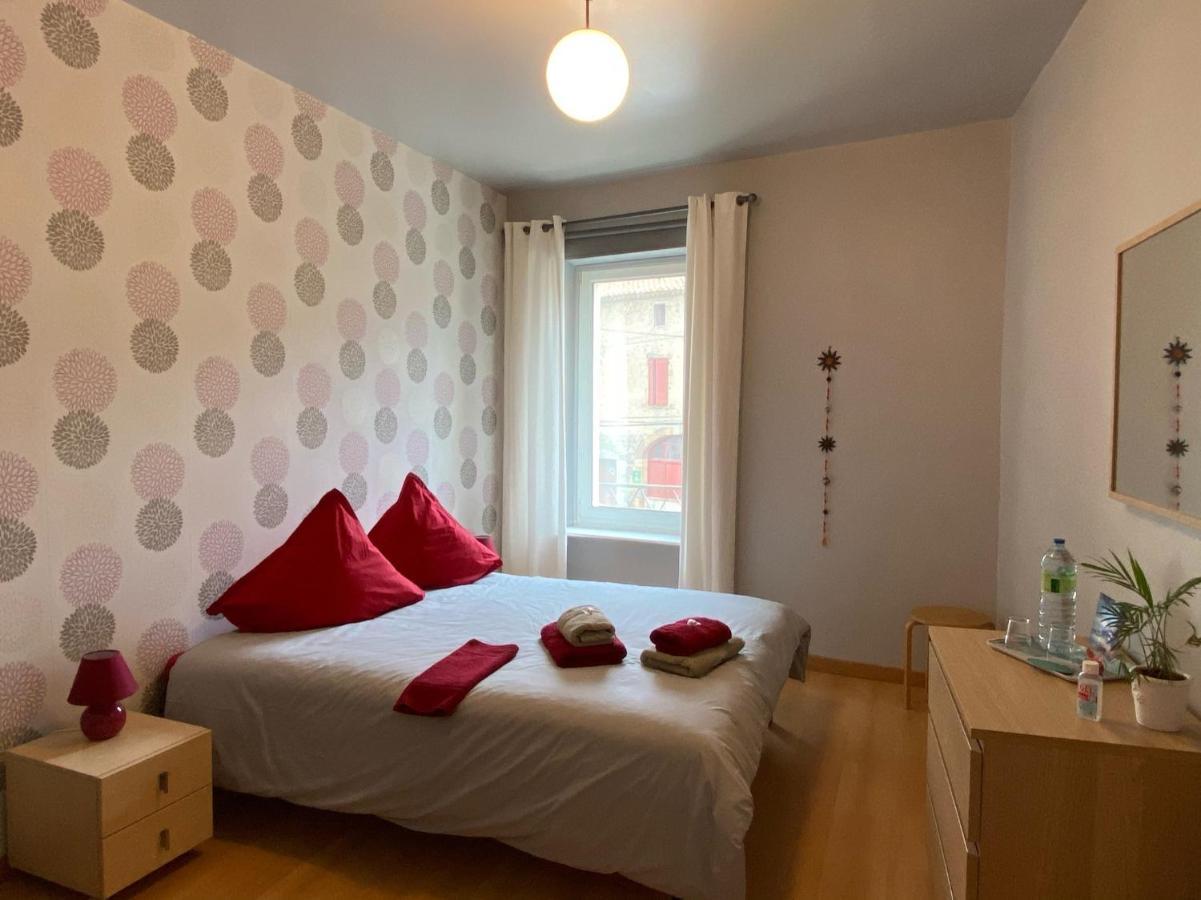 Auberge Gekko Ornaisons Exteriör bild